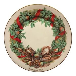 Lenox Colonial Christmas Wreath Plate